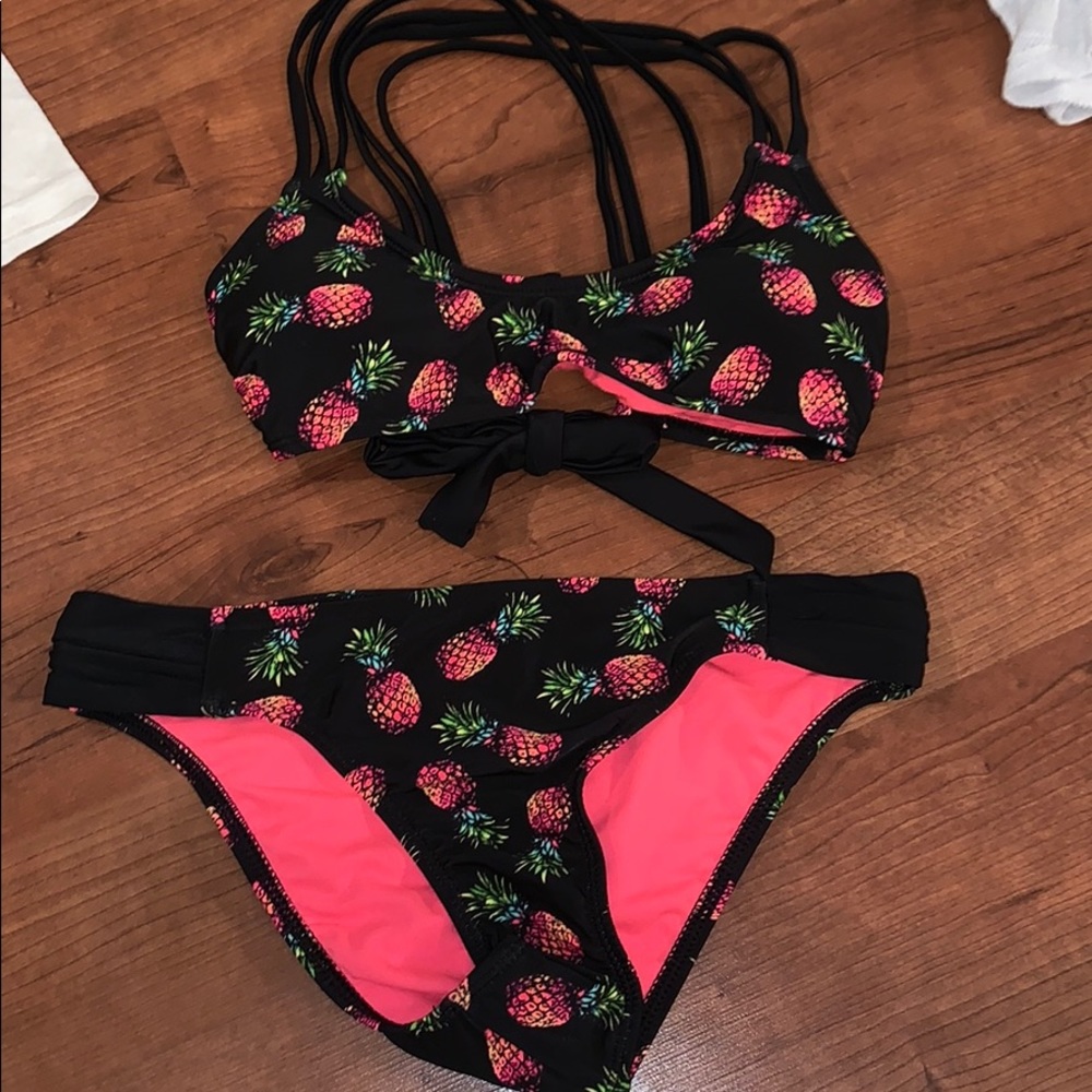 Black Bikini